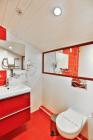 Studio Room, Bathroom